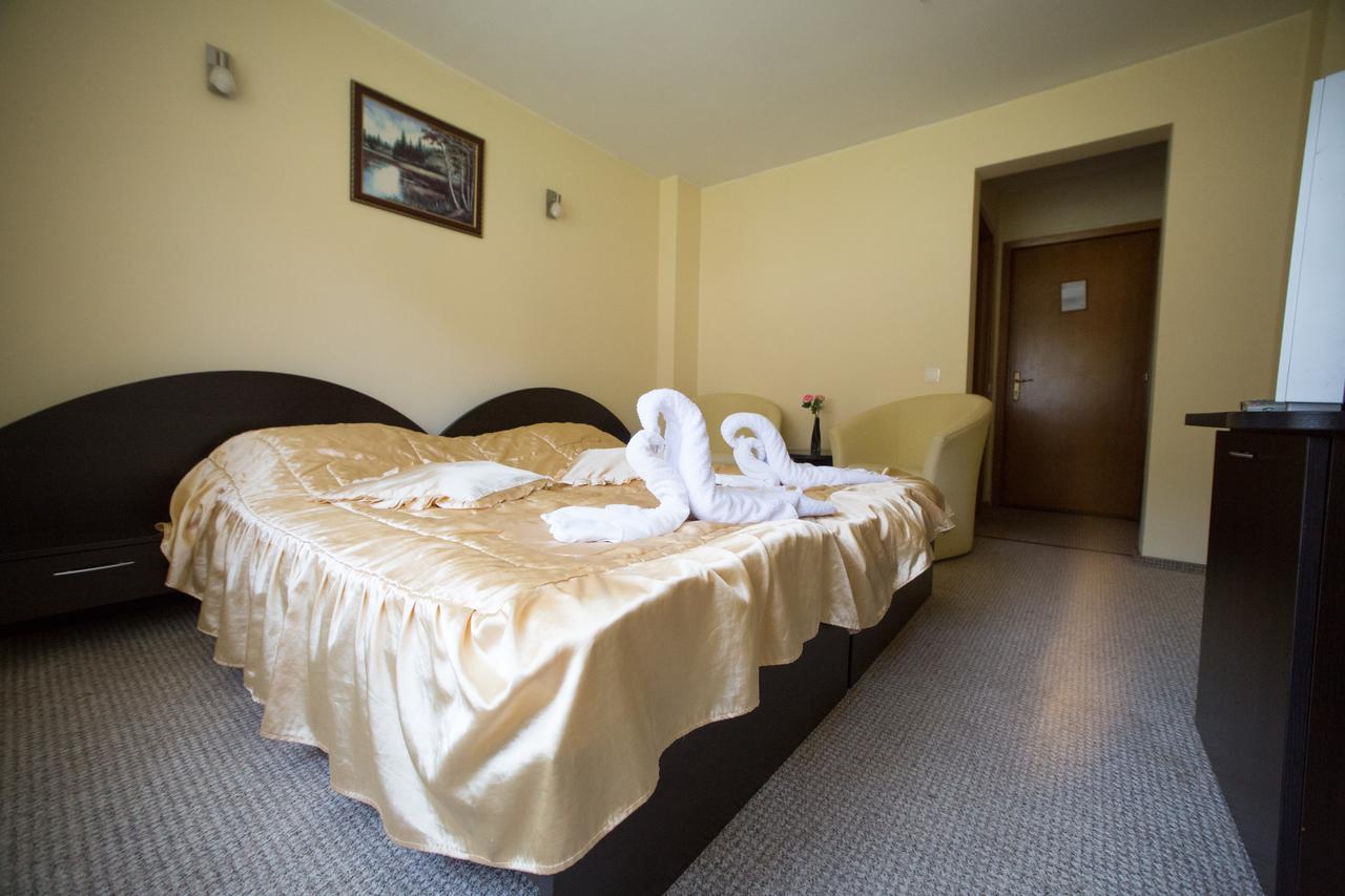 White Horse Hotel Predeal Exterior foto